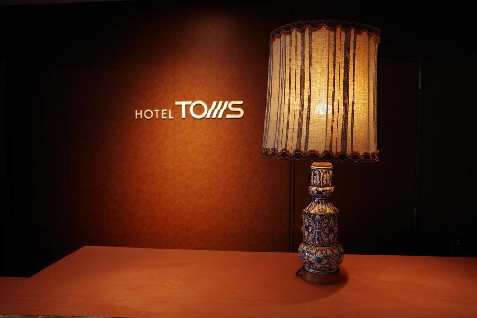Hotel Toms Tokyo prefektur Exteriör bild