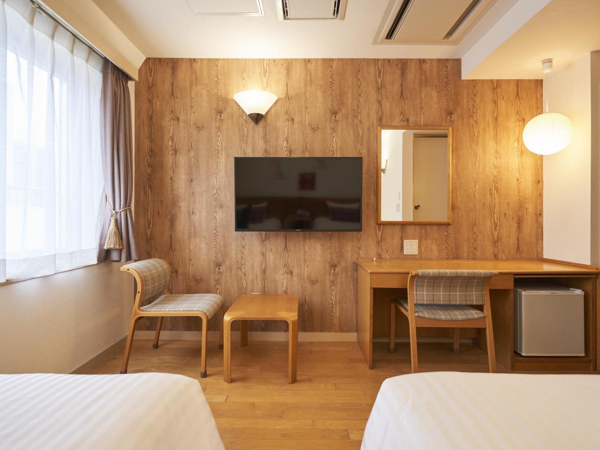 Hotel Toms Tokyo prefektur Exteriör bild